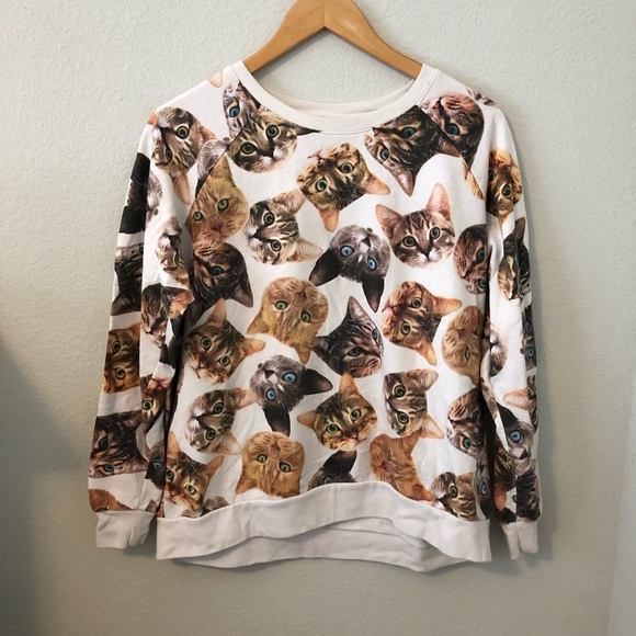 Sweaters - 🔴 2 for $7- Cat Face Crewneck